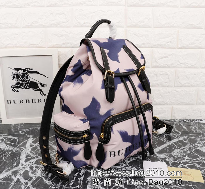 BURBERRY巴寶莉 The Rucksack 印花帆布拼皮革 軍旅背包 時尚雙肩包 39622  Bhq1236